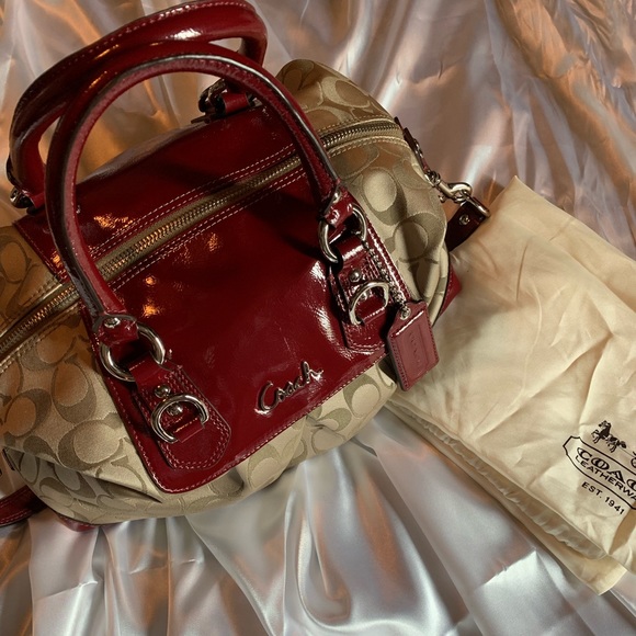 Coach Handbags - ASHLEY CANVAS SIGNATURE COACH - LIKE NEW!!!